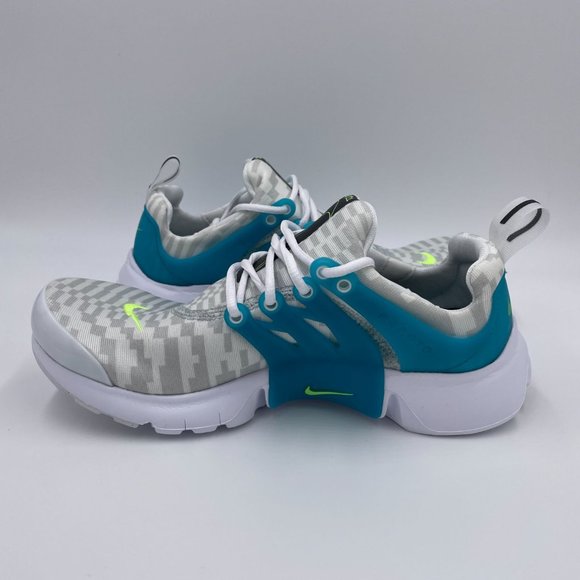 Nike Presto White / Aquamarine Womens Shoes - Picture 2 of 15
